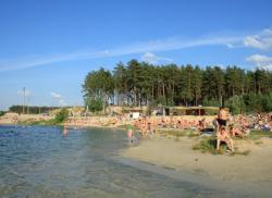 Половину пляжей Харькова признали опаснымивсе водоемы Харькова безопасны для купания